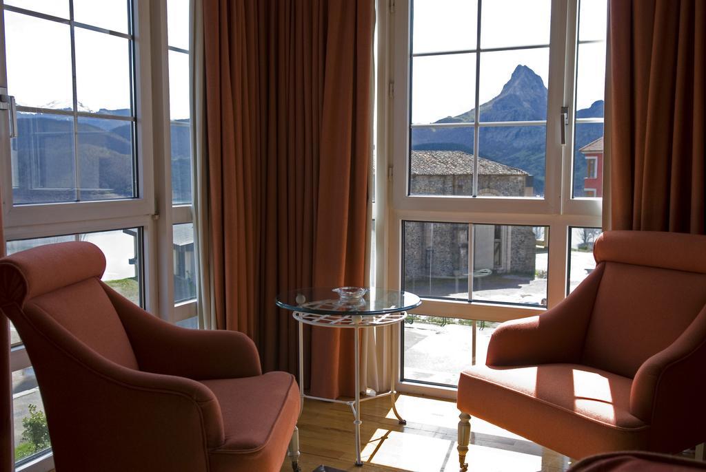 Hotel Presa Riaño Zewnętrze zdjęcie