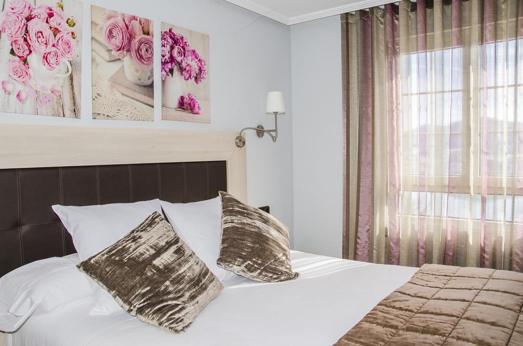Hotel Presa Riaño Zewnętrze zdjęcie