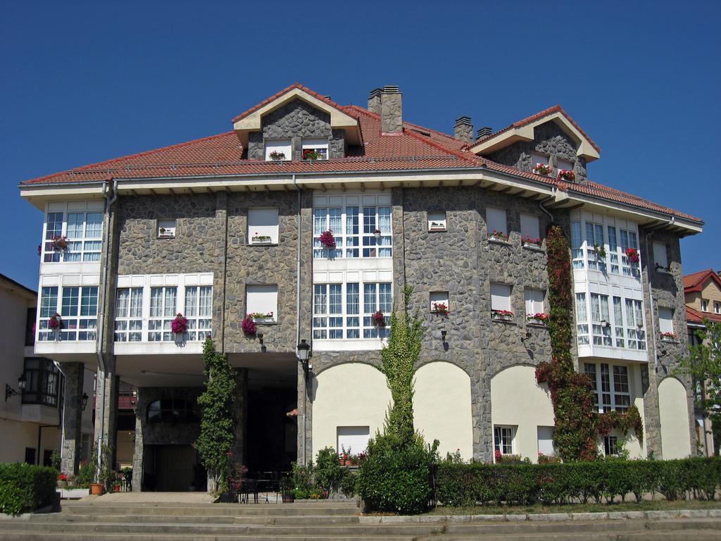 Hotel Presa Riaño Zewnętrze zdjęcie
